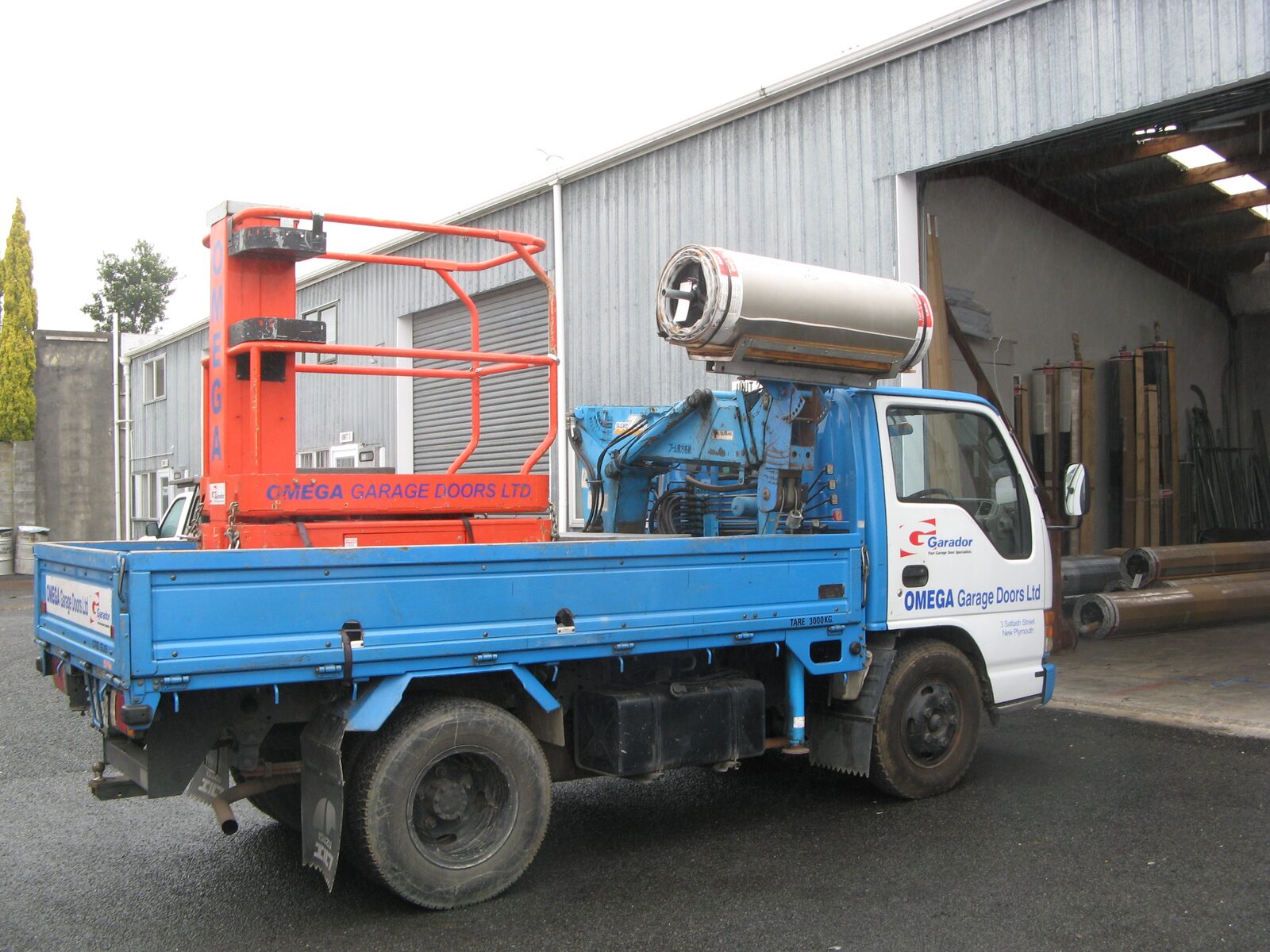Crane Truck and Ute